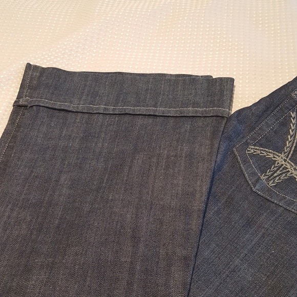 NWOT Kut from the Kloth Cuffed Flared Leg Jeans - Sz 8 - Picture 4 of 7